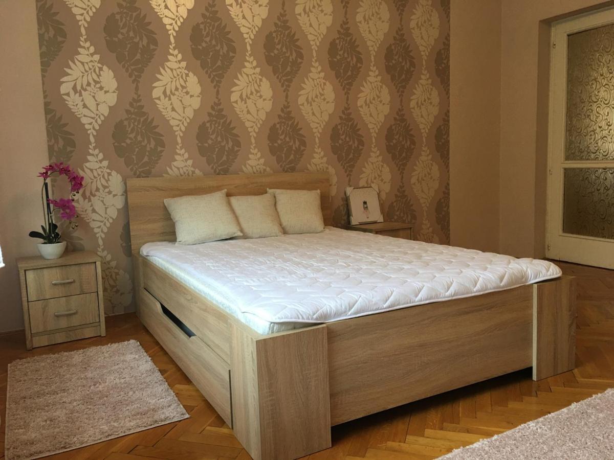 Casa Marherita Appartman Hajduszoboszlo Ngoại thất bức ảnh